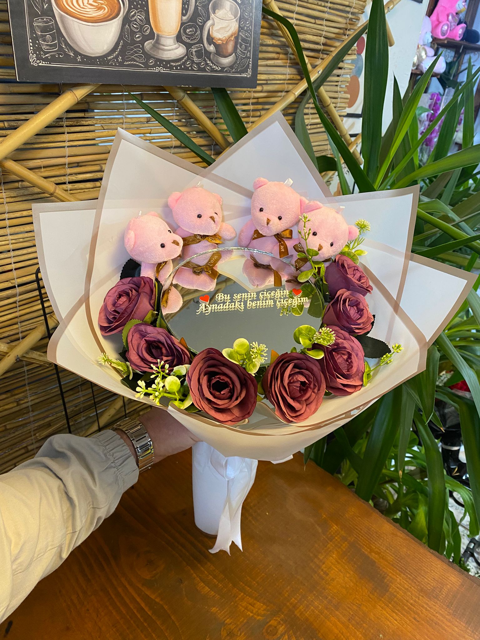 Pembe Ayıcıklı Aynalı Buket 